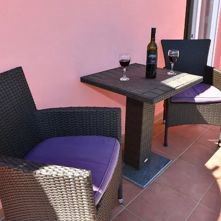 Apartments Villa Miranda Vodice Exterior photo
